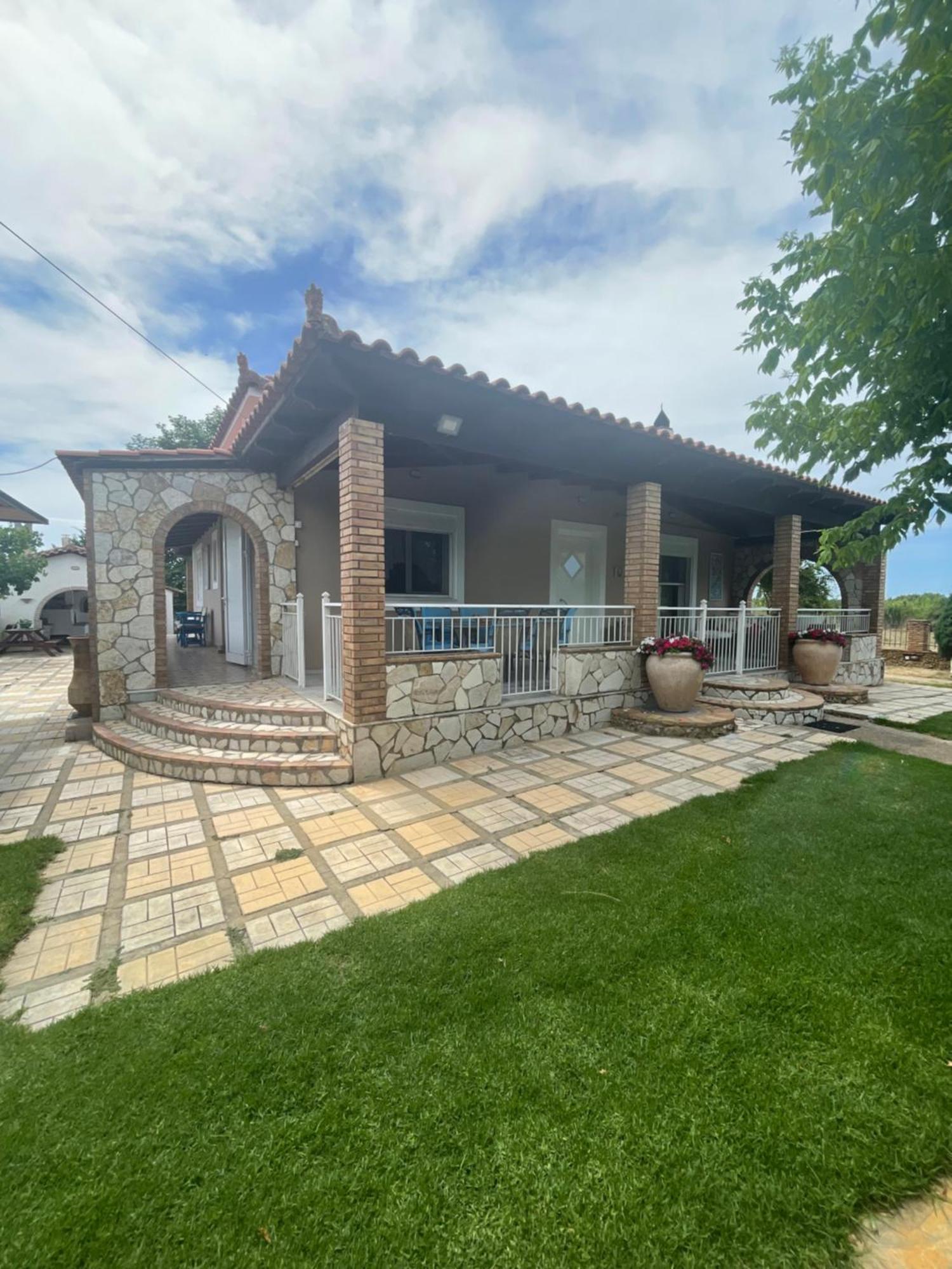 Mama'S Sunshine Garden Villa Agios Ilias  外观 照片